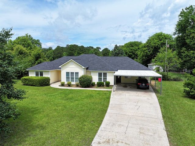 280 Owens Road, Fort Mitchell, AL 36856