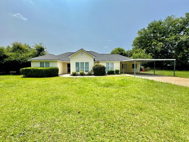 280 Owens Road, Fort Mitchell, AL 36856