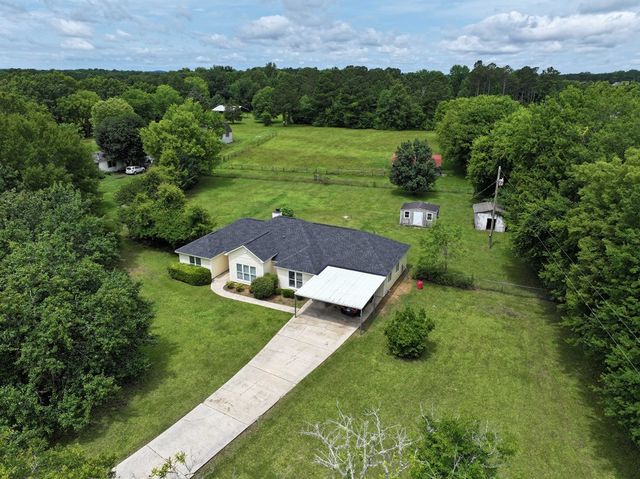 280 Owens Road, Fort Mitchell, AL 36856
