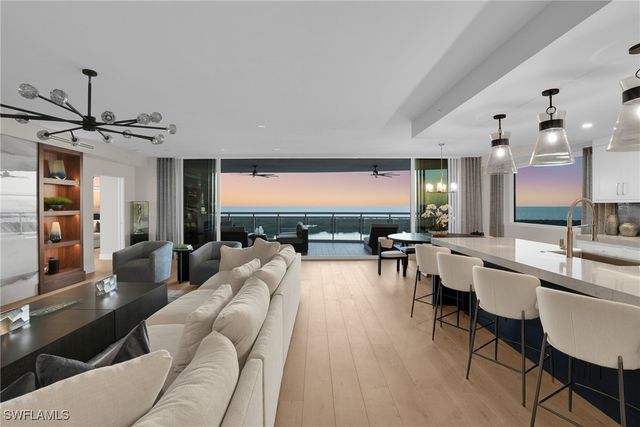 13945 Old Coast RD 1906, Naples, FL 34110