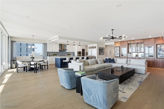 13945 Old Coast RD 1906, Naples, FL 34110