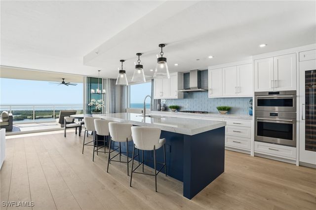 13945 Old Coast RD 1906, Naples, FL 34110