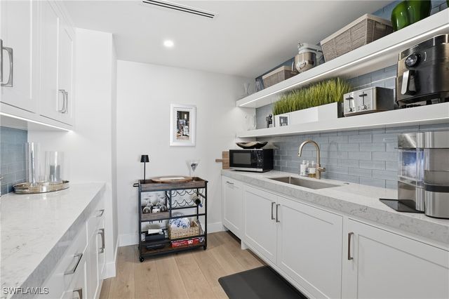 13945 Old Coast RD 1906, Naples, FL 34110