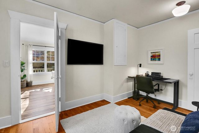 520 W Smith Street, Seattle, WA 98119