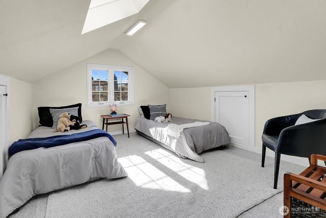 520 W Smith Street, Seattle, WA 98119