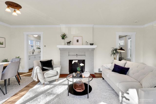 520 W Smith Street, Seattle, WA 98119