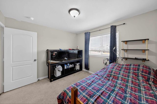 106 Ally Kate Dr, Chandler, TX 75758