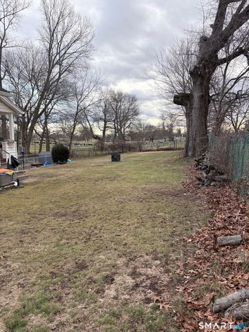 34 Stanley Street, Meriden, CT 06450