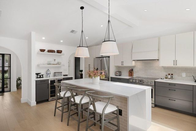 9009 Rockcrest DR, Austin, TX 78759