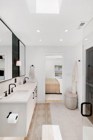 9009 Rockcrest DR, Austin, TX 78759