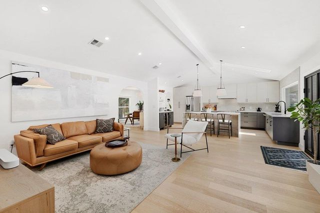 9009 Rockcrest DR, Austin, TX 78759