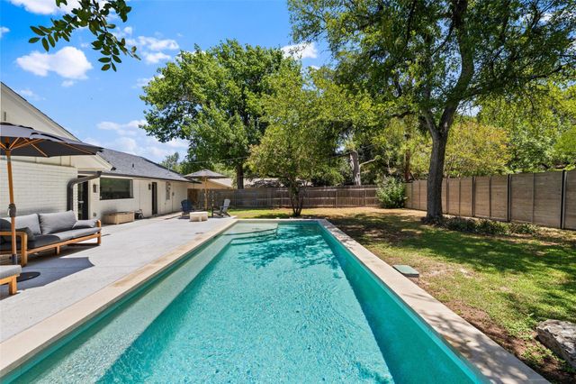 9009 Rockcrest DR, Austin, TX 78759