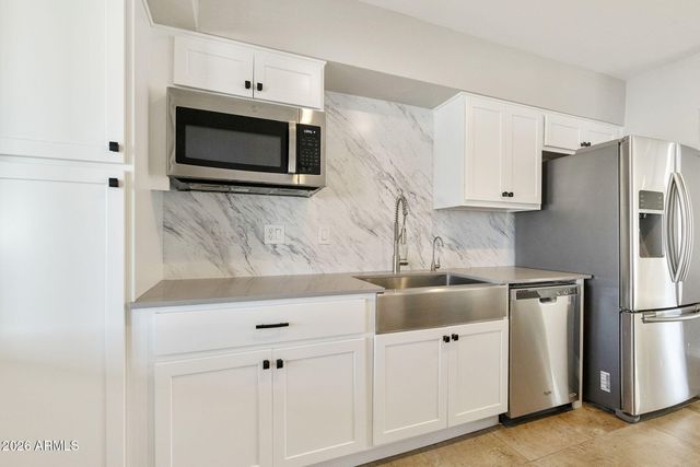 416 W IVANHOE Place, Chandler, AZ 85225