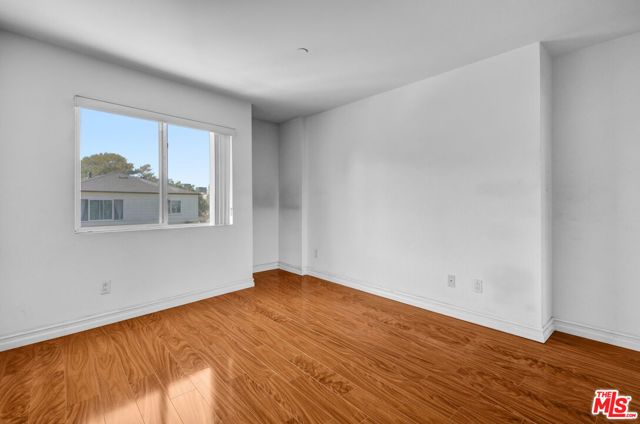 5764 San Vicente Boulevard 201, Los Angeles, CA 90019