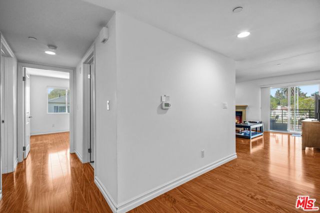 5764 San Vicente Boulevard 201, Los Angeles, CA 90019