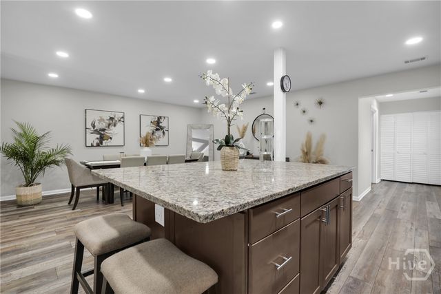 136 Meadowside Lane, Savannah, GA 31405