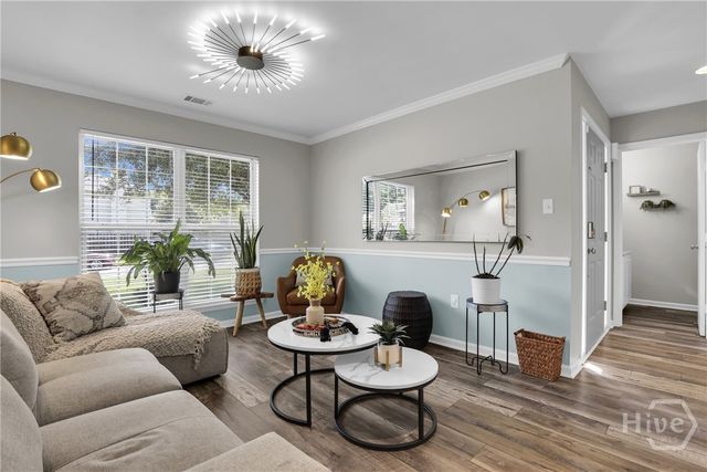 136 Meadowside Lane, Savannah, GA 31405