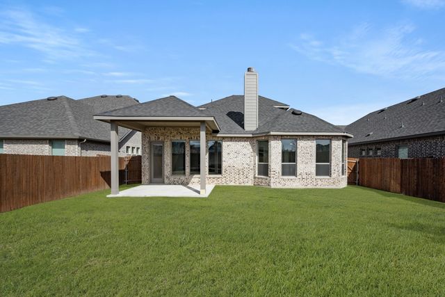 470 Red Maple Road, Waxahachie, TX 75165
