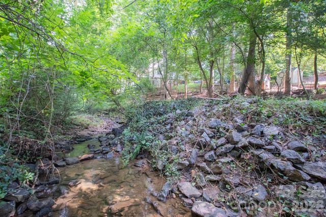 99999 Rumbough Place, Asheville, NC 28806