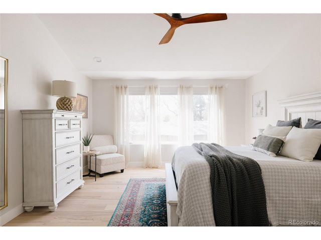 8652 W 49th Pl, Arvada, CO 80002