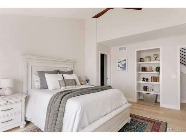 8652 W 49th Pl, Arvada, CO 80002