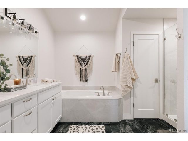 8652 W 49th Pl, Arvada, CO 80002