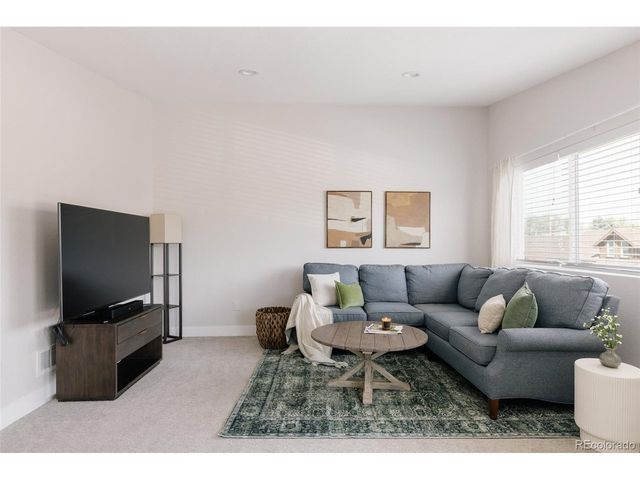 8652 W 49th Pl, Arvada, CO 80002