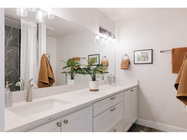 8652 W 49th Pl, Arvada, CO 80002