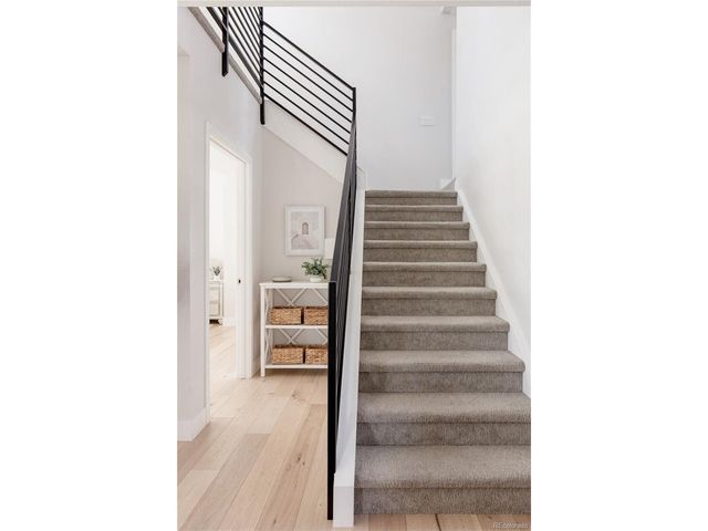 8652 W 49th Pl, Arvada, CO 80002