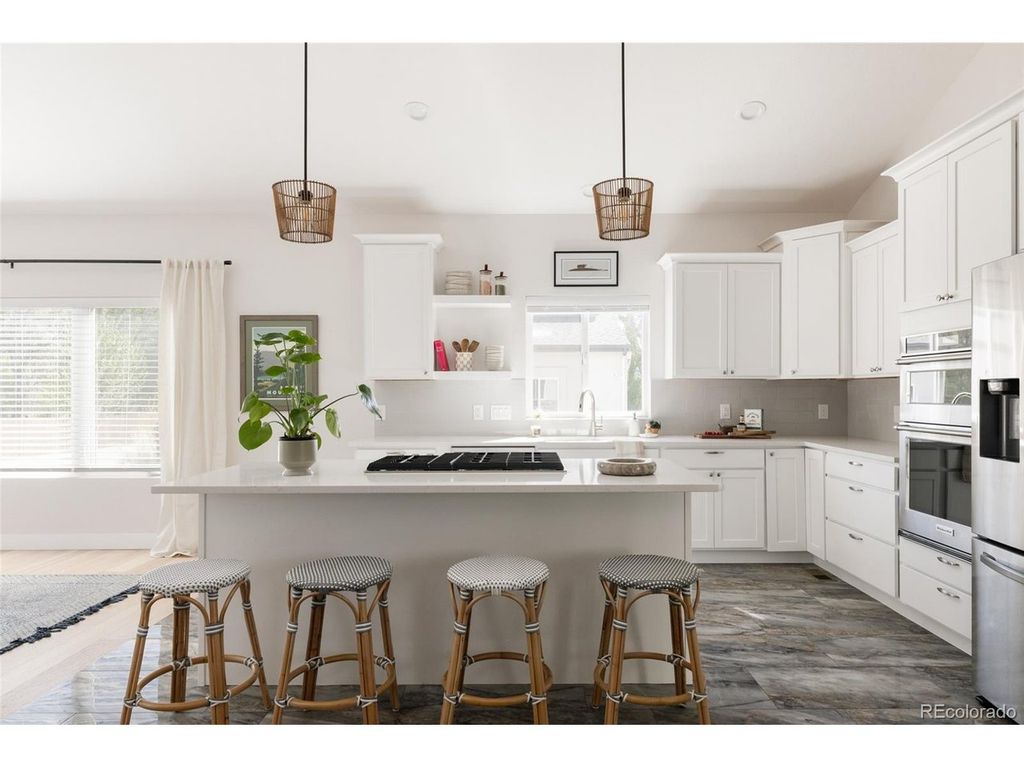 8652 W 49th Pl, Arvada, CO 80002