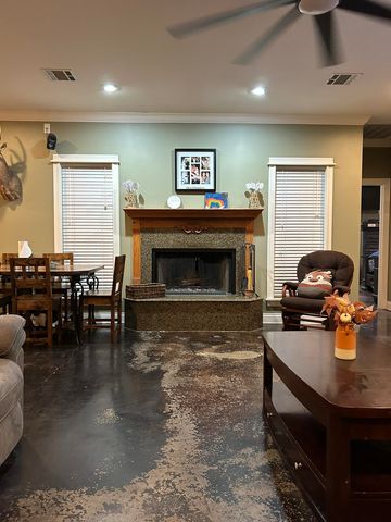 530 Sugar Plum Street, Houma, LA 70364