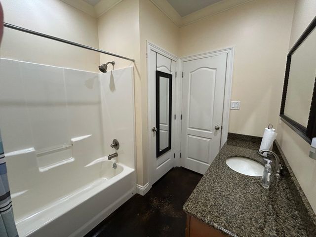 530 Sugar Plum Street, Houma, LA 70364