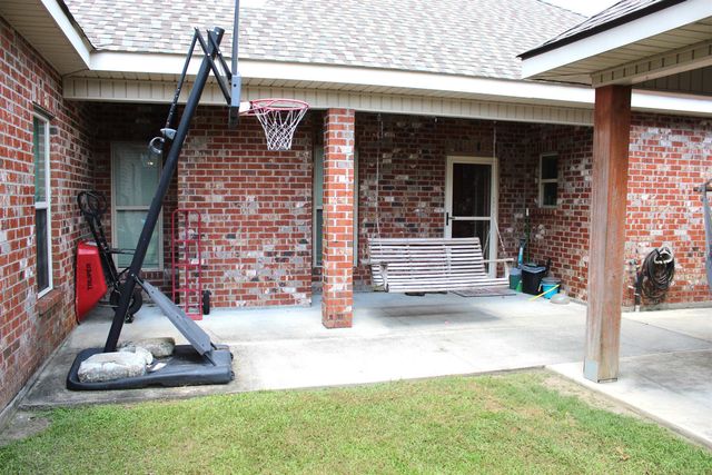 530 Sugar Plum Street, Houma, LA 70364