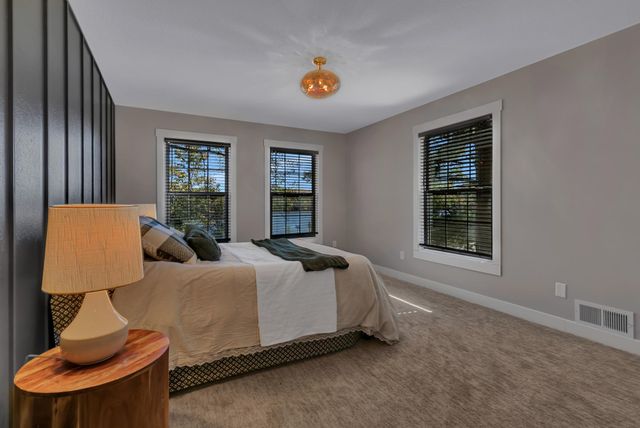 501 Riverside Avenue N, Sartell, MN 56377