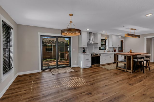 501 Riverside Avenue N, Sartell, MN 56377