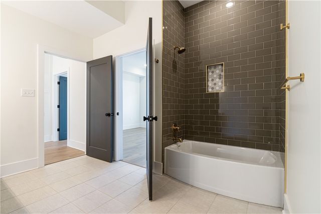 6744 McPherson Blvd, Point Breeze, PA 15208