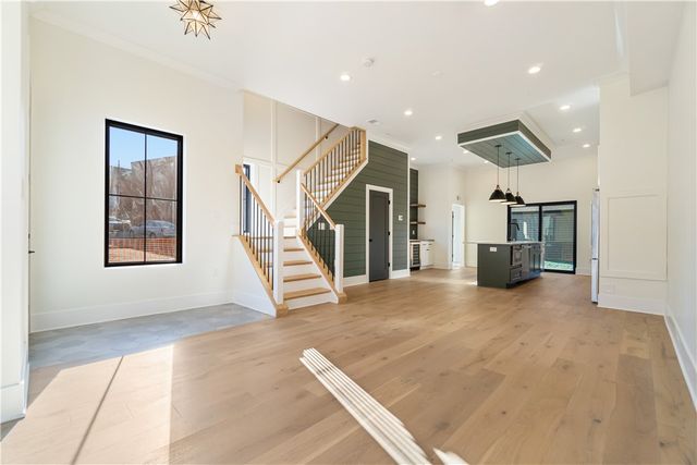 6744 McPherson Blvd, Point Breeze, PA 15208