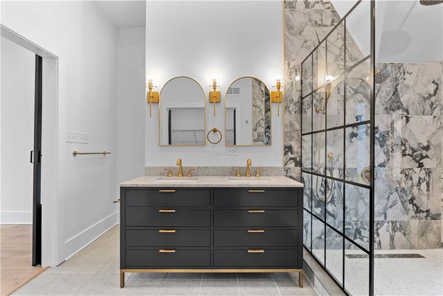 6744 McPherson Blvd, Point Breeze, PA 15208