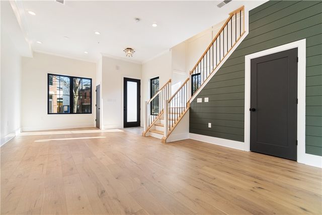 6744 McPherson Blvd, Point Breeze, PA 15208