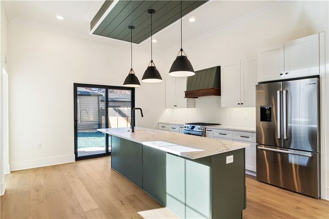 6744 McPherson Blvd, Point Breeze, PA 15208