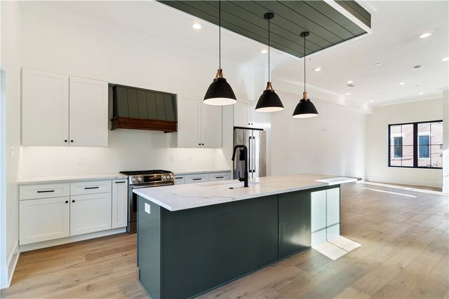 6744 McPherson Blvd, Point Breeze, PA 15208