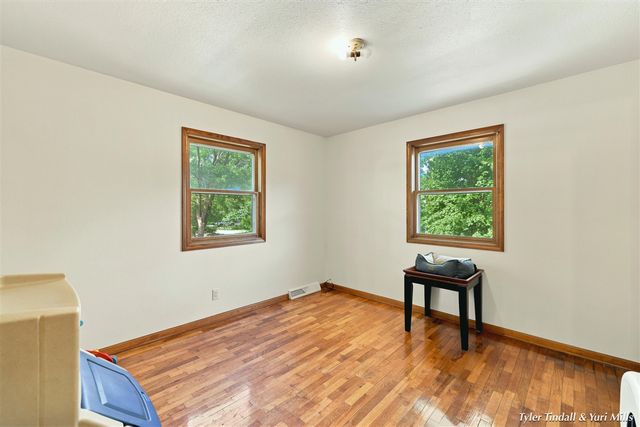 2029 Southland Drive, Muskegon, MI 49442