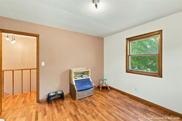 2029 Southland Drive, Muskegon, MI 49442