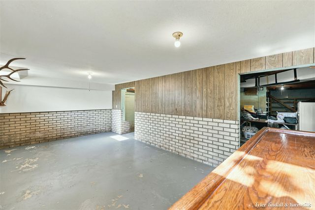 2029 Southland Drive, Muskegon, MI 49442