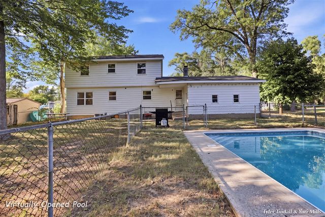 2029 Southland Drive, Muskegon, MI 49442