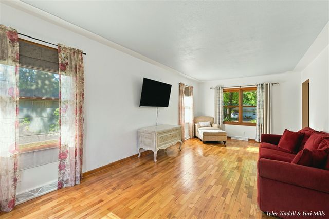 2029 Southland Drive, Muskegon, MI 49442