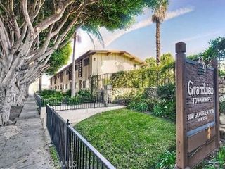 4040 Grand View Boulevard 19, Los Angeles, CA 90066