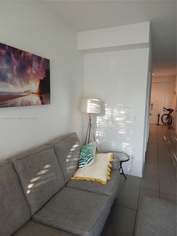 3329 NW 11th Ave 3329, Pompano Beach, FL 33064