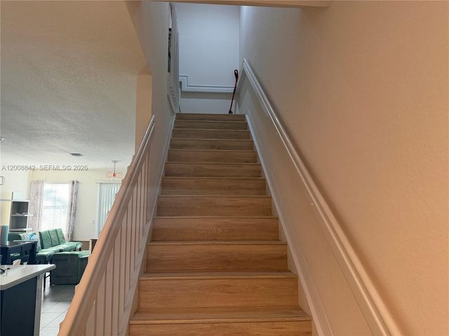 3329 NW 11th Ave 3329, Pompano Beach, FL 33064