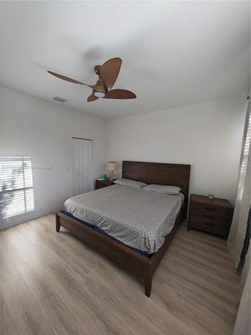 3329 NW 11th Ave 3329, Pompano Beach, FL 33064